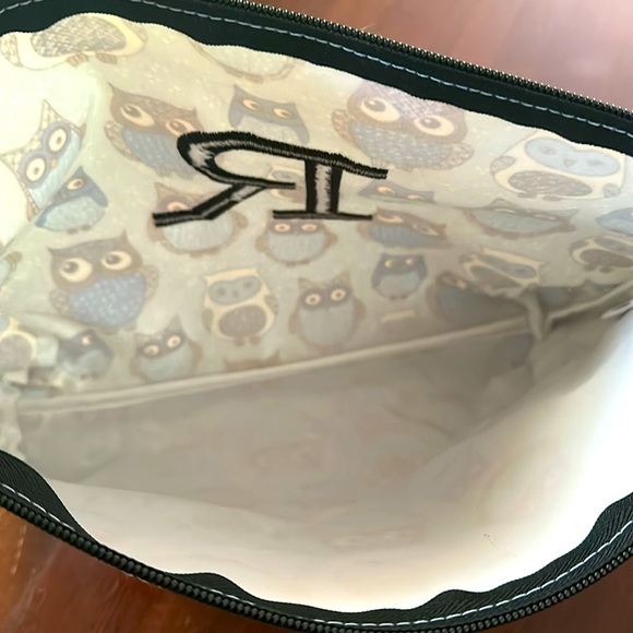 New Thirty One Owls Large Zipper Pouch - Picture 3 of 3